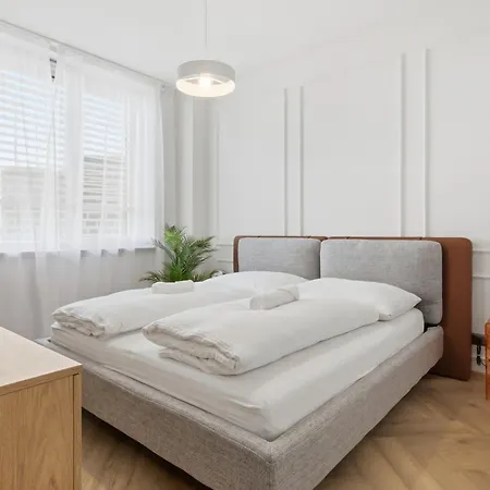 Apartment Lam Aurea - Ac Bratislava